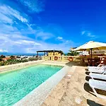 By Calamari Homes - El Porvenir 401 Walled City