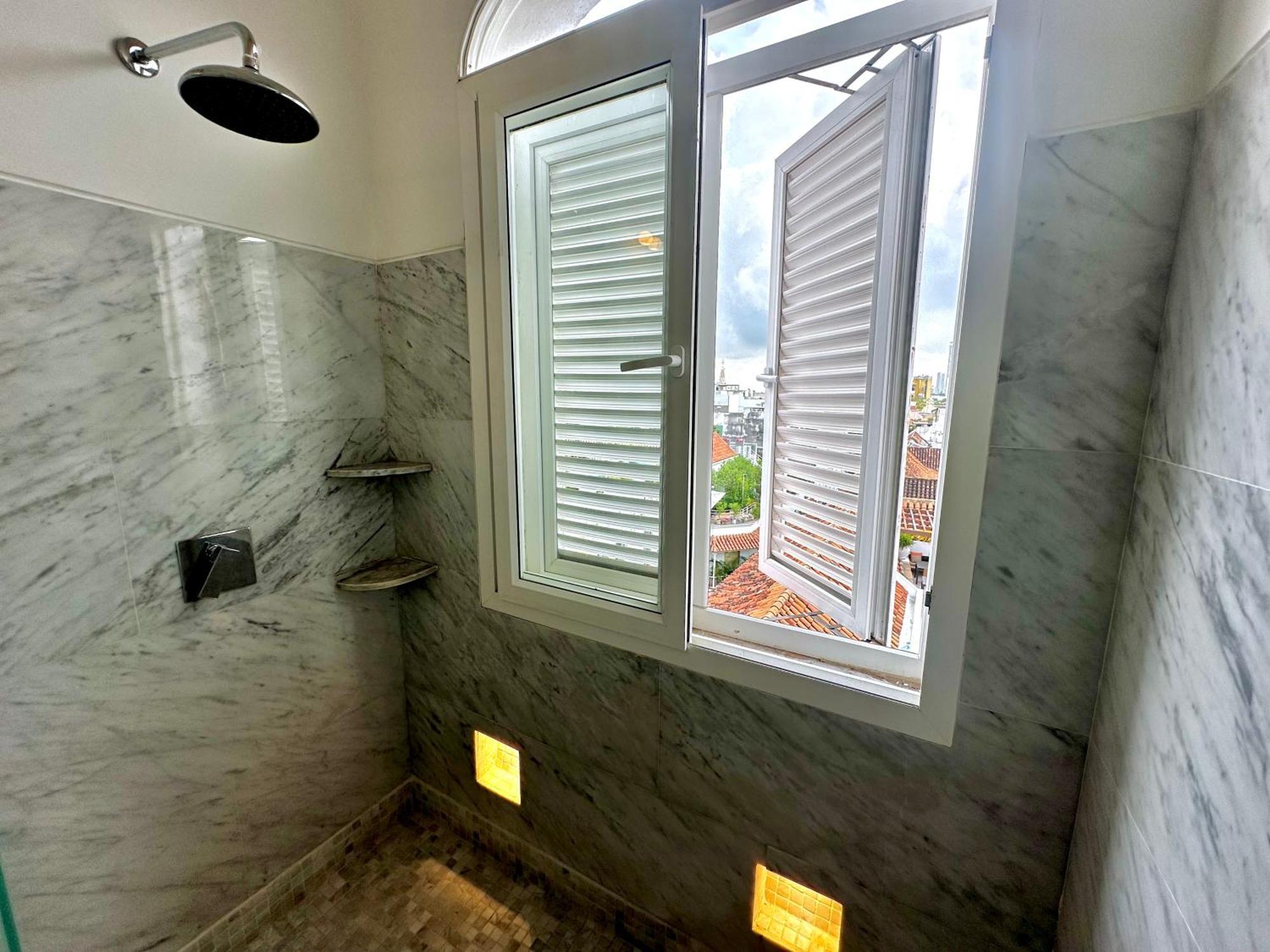 By Calamari Homes - El Porvenir 401 Walled Apartment Cartagena