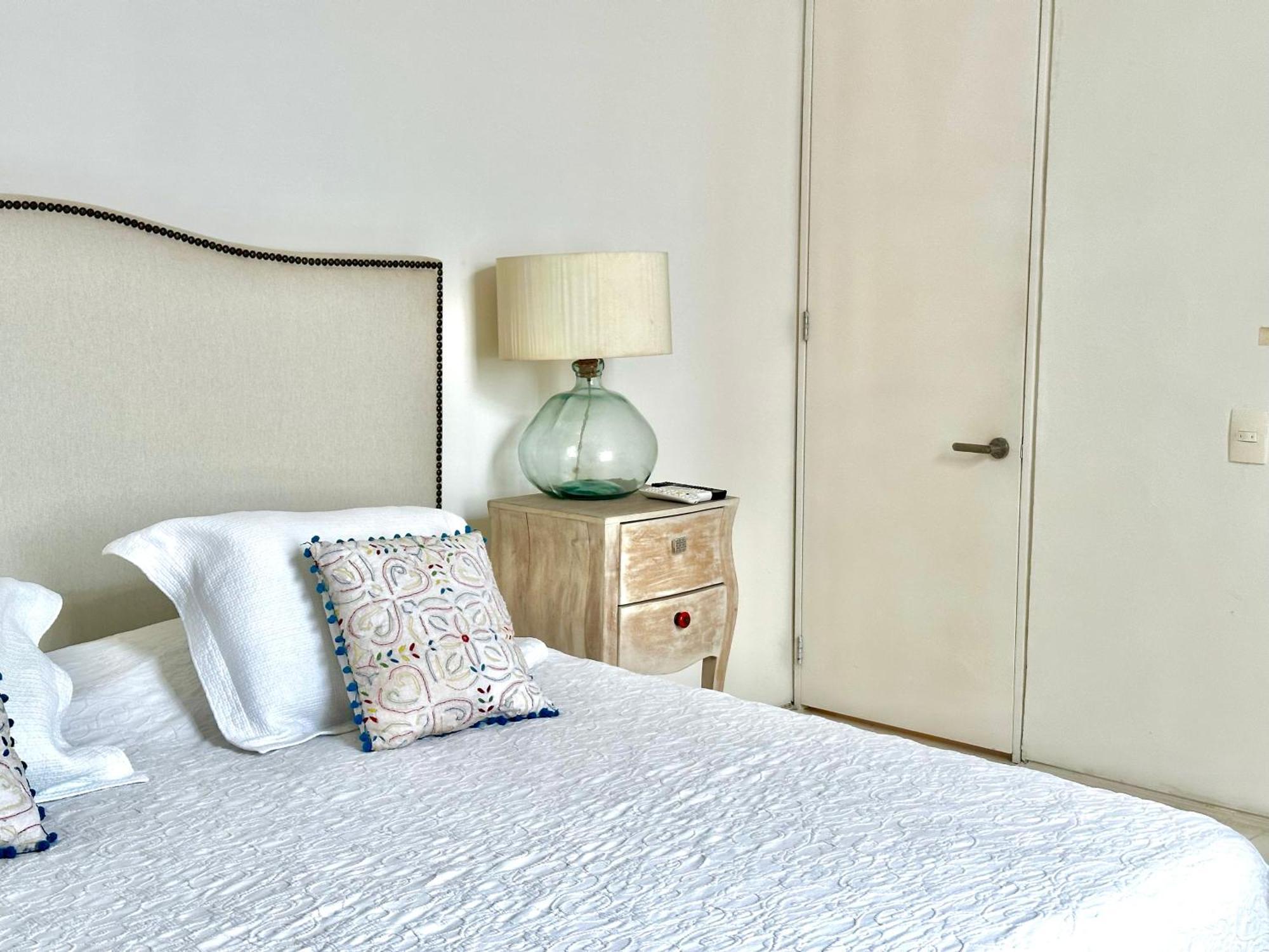 By Calamari Homes - El Porvenir 401 Walled