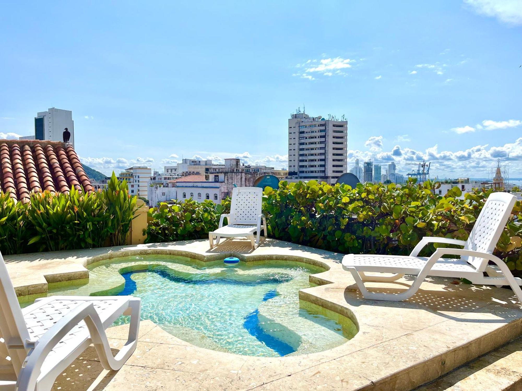 Apartment By Calamari Homes - El Porvenir 401 Walled