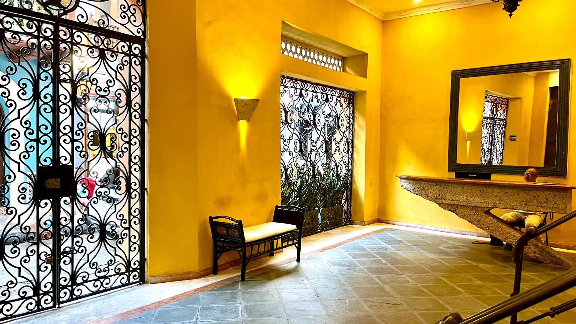 By Calamari Homes - El Porvenir 401 Walled * Cartagena