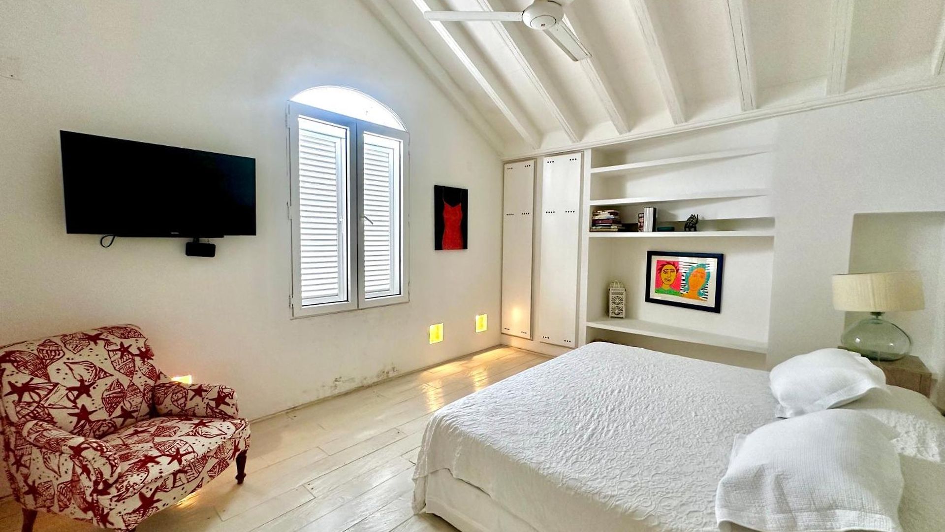 By Calamari Homes - El Porvenir 401 Walled Apartamento