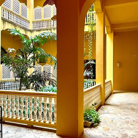 Apartamento By Calamari Homes - El Porvenir 401 Walled *