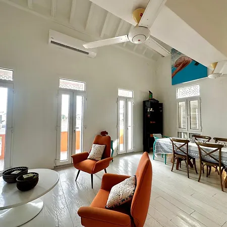 By Calamari Homes - El Porvenir 401 Walled Apartamento